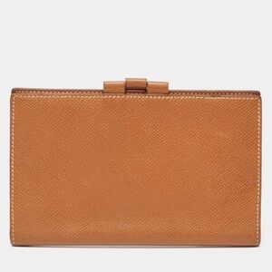 HERMES
Brown Chevre Leather Vision Agenda Cover